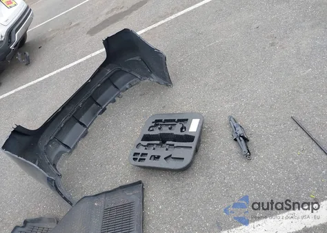 2025 Toyota Corolla Se из США, поврежденный, VIN 5YFS4MCE8SP224072